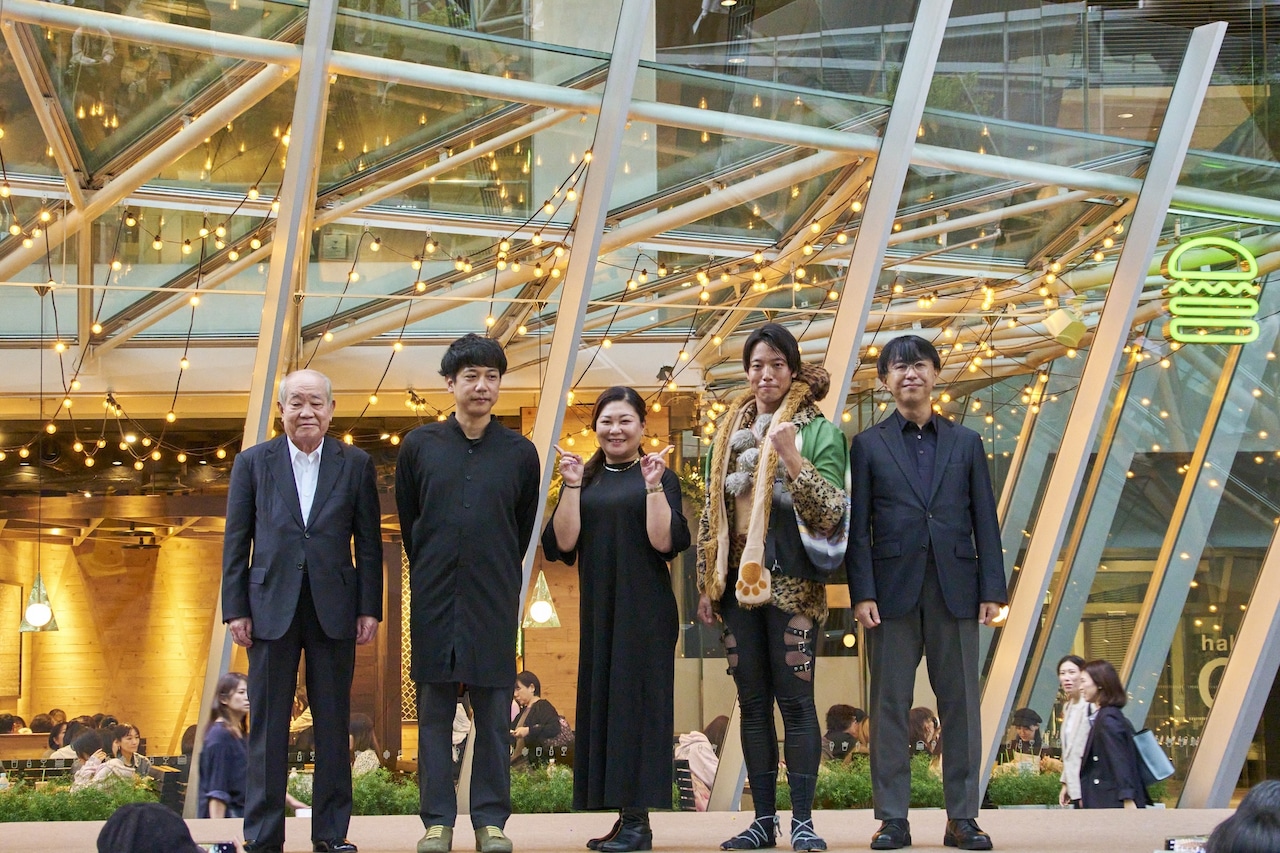「Performing Arts Base 2025」前夜祭より。左から荻田伍、目黒陽介、野上祥子、MICHInoXの武者匠、前田利昌。©︎東京舞台芸術祭2025