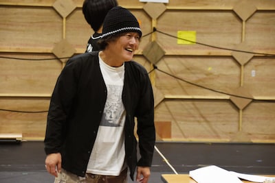 舞台「いつかアイツに会いに行く」稽古の様子。（撮影：五月女菜穂）