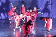 赤坂芸術祭2025「血は立ったまま眠っている」より。