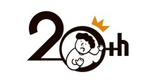 モモンガ・コンプレックス 20周年記念ロゴ（デザイン：水色デザイン、イラスト：きたがわゆう）