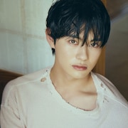 前田拳太郎、初めてのカレンダー発売決定 上海と宮古島で撮影