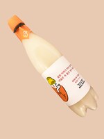 White Monday×新国立劇場「焼肉ドラゴン」国産クラフト生マッコリ 720mのイメージ。