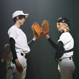 舞台「忘却バッテリー」開幕、田中涼星「最後まで全力投球で行きたい」