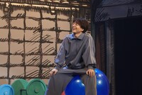 舞台「いつかアイツに会いに行く」より。（撮影：木全虹乃楓）