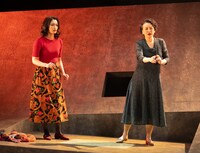 「狂人なおもて往生をとぐ～昔、僕達は愛した～」より。（撮影：引地信彦）