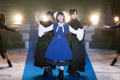 舞台「女王旋律」より。