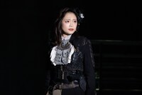 舞台「女王旋律」より。