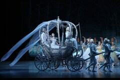 まもなく通算100公演、新国立劇場バレエ団「シンデレラ」本日開幕