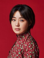 あつ子役の奈緒のビジュアル。