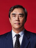 松本耕次役の益岡徹のビジュアル。