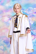 飯島颯（SUPER★DRAGON）扮するギディオン・ランカスター。