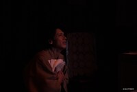 富田翔・一人芝居「憑」より。