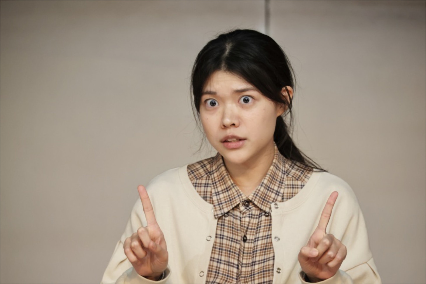 食む派 新作公演「暮らしとペニス/音楽とヴァギナ」より。（撮影：明田川志保）