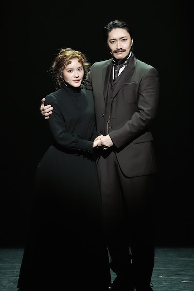 ミュージカル「マリー・キュリー」より。（撮影：田中亜紀）