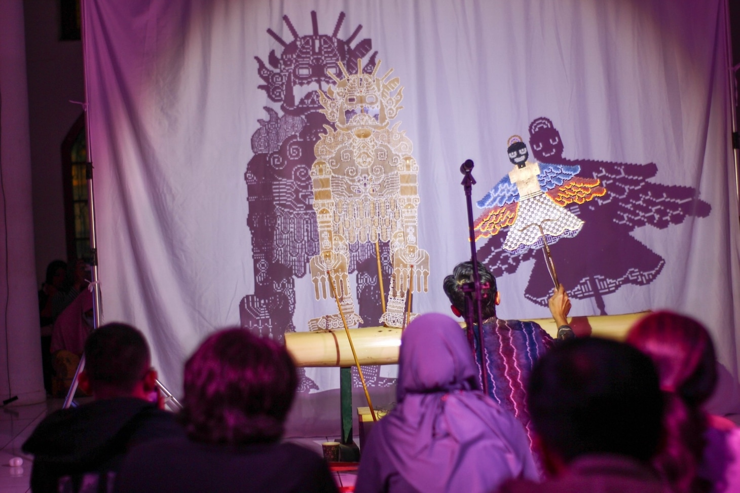 篠田千明×ナナン・アナント・ウィチャクソノ×たかくらかずき「まよかげ／Mayokage」より。