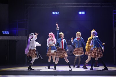 舞台「ヘブンバーンズレッド」より。