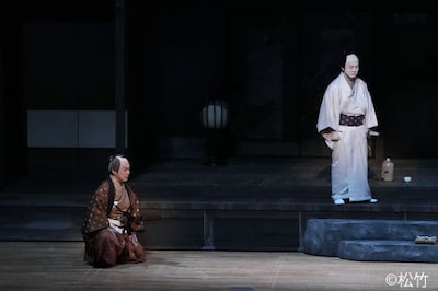 「令和7年度（公社）全国公立文化施設協会主催 松竹大歌舞伎」より、「泥棒と若殿」の様子。