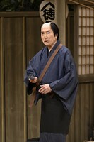 松竹創業百三十周年 南座錦秋公演「松竹上方喜劇まつり」より、「お祭り提灯」の様子。