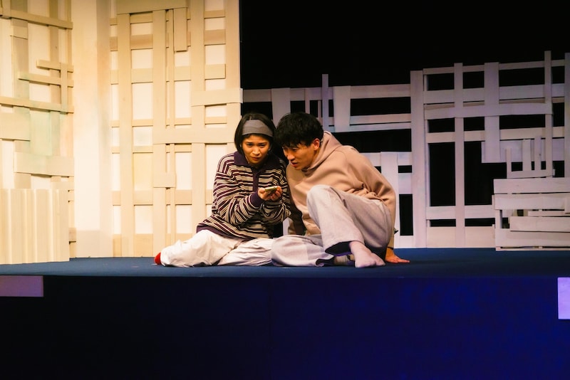 ぱぷりか 第8回公演「人生の中のひとときの瞬間」より。（撮影：堀山俊紀 / ikihsot）