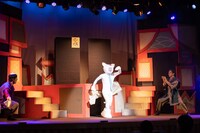 「復刻 舞台 増田こうすけ劇場 ギャグマンガ日和 ～奥の細道 地獄のランウェイ編～」より。