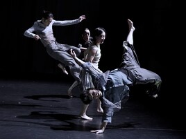 北村明子のXstream project第2弾「THE LONG STRONG HAPPY DEATH」開幕