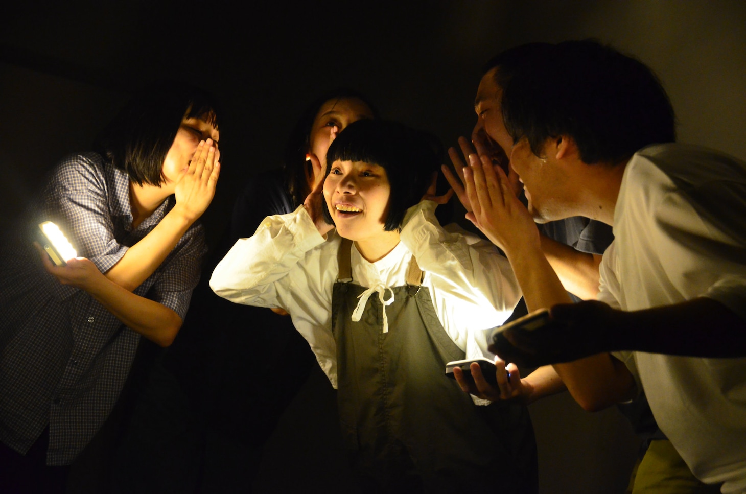 優しい劇団 七周年記念まるっと！一ヶ月公演「光、一歩手前」より。