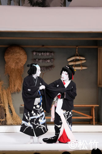 昼の部「道行雪故郷」より。