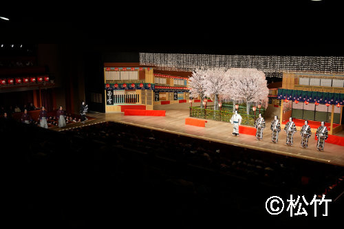 昼の部「御摂勧進帳」より。