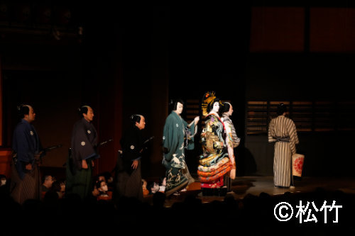 昼の部「御摂勧進帳」より。