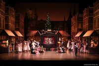 スターダンサーズ・バレエ団「くるみ割り人形」全2幕より。（Photo by Kiyonori Hasegawa）