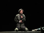 パルコ・プロデュース2025「ヴォイツェック」より。（撮影：細野晋司）