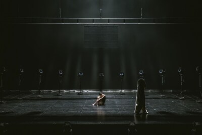 「Disco on the planet」より。（撮影：井上嘉和）