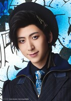 星野勇太扮する小鳥遊ハル。