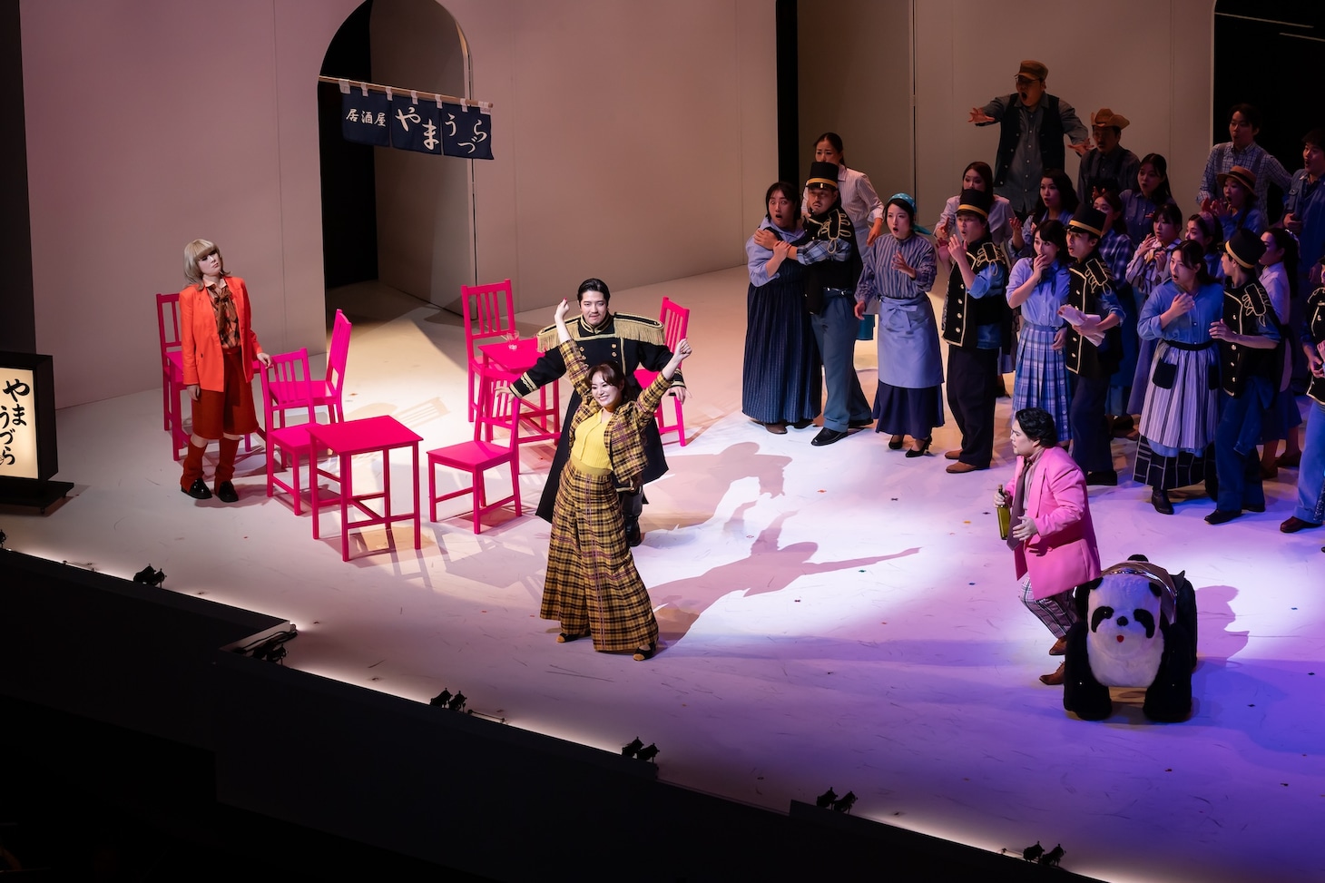 2025年度 全国共同制作オペラ ドニゼッティ作曲 / 歌劇「愛の妙薬」より。©Takashi Fujimoto