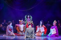 花組芝居 鏡花歌舞伎「陽炎座」より。（撮影：古元道広）