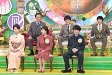 「プレバト!!」より、前列左から中田喜子、かたせ梨乃、蓮見翔、後列左から梅沢富美男、千原ジュニア、村上健志。©MBS