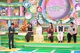 「プレバト!!」より、左から浜田雅功、高島礼子、平愛梨、松井愛莉、武田玲奈、松井ケムリ。©MBS