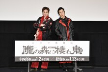 シネマ歌舞伎「歌舞伎NEXT 朧の森に棲む鬼」舞台挨拶より、左から松本幸四郎、尾上松也。（提供：松竹）