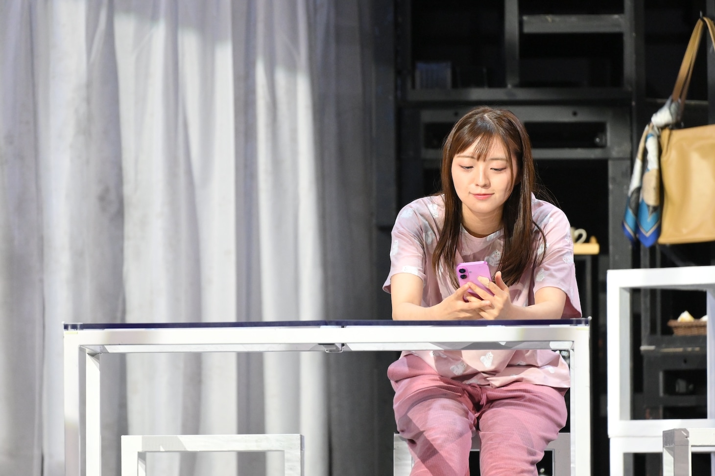 舞台「マイホームヒーロー」より。