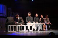 舞台「マイホームヒーロー」より。