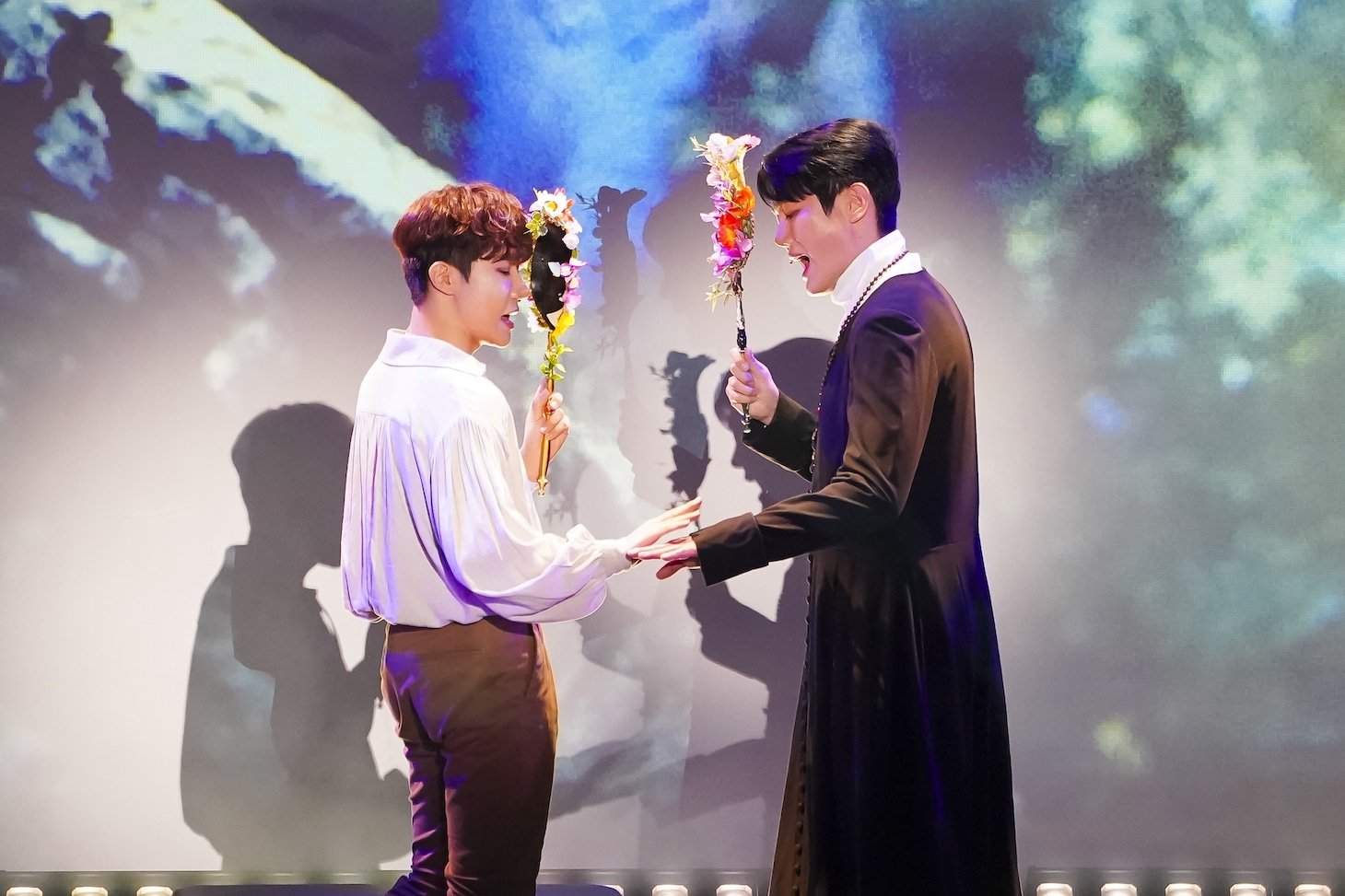 「ナルチスとゴルトムント～知と愛～」より。（撮影：友澤綾乃）