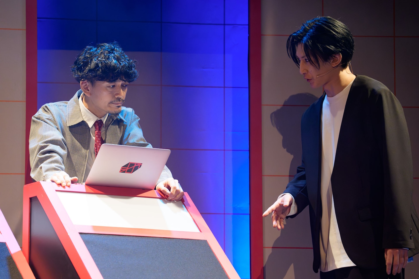 舞台「フォールポイント」より。