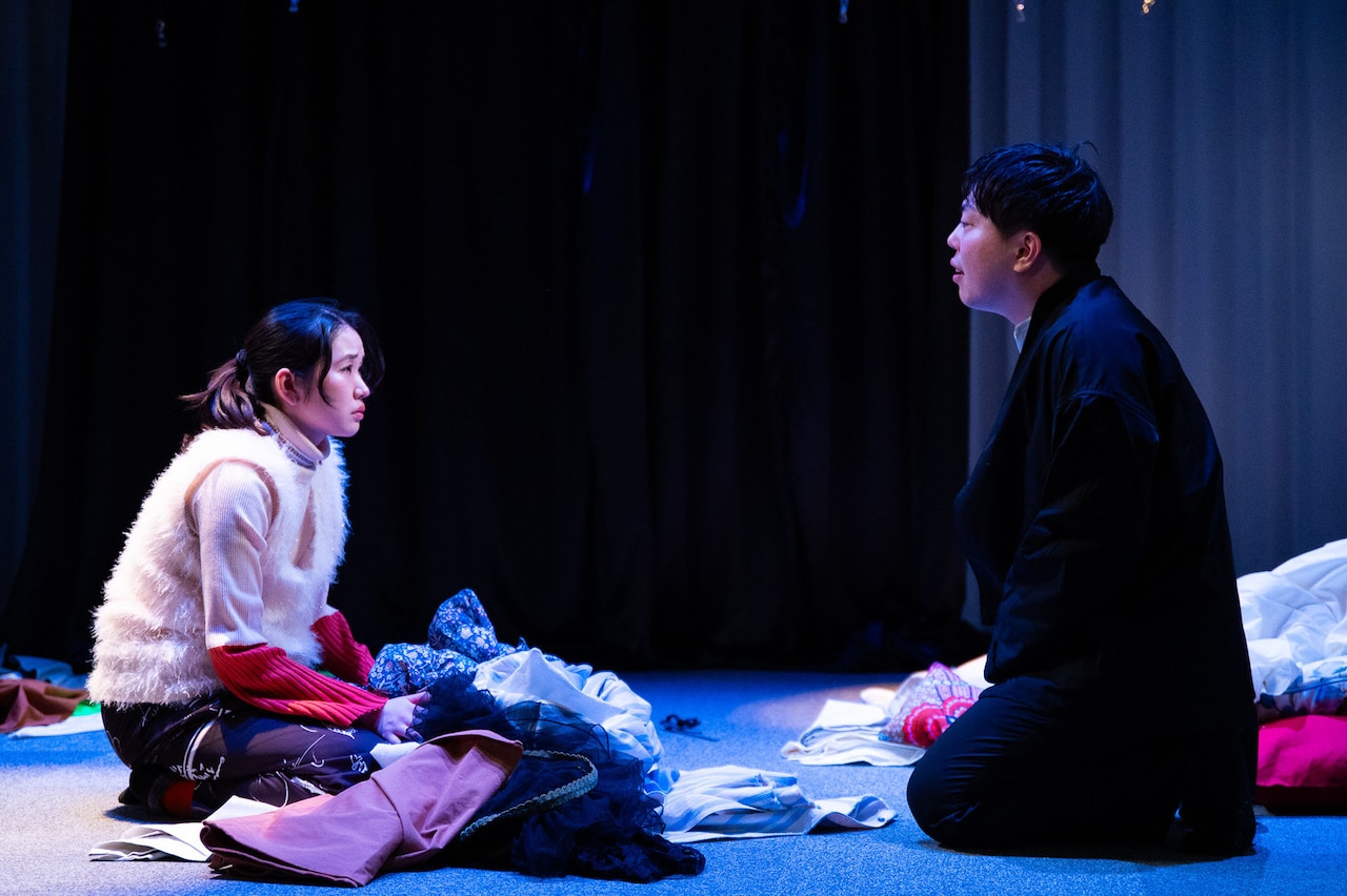 Quno「増える部屋」神奈川公演より。（撮影：青木哲）