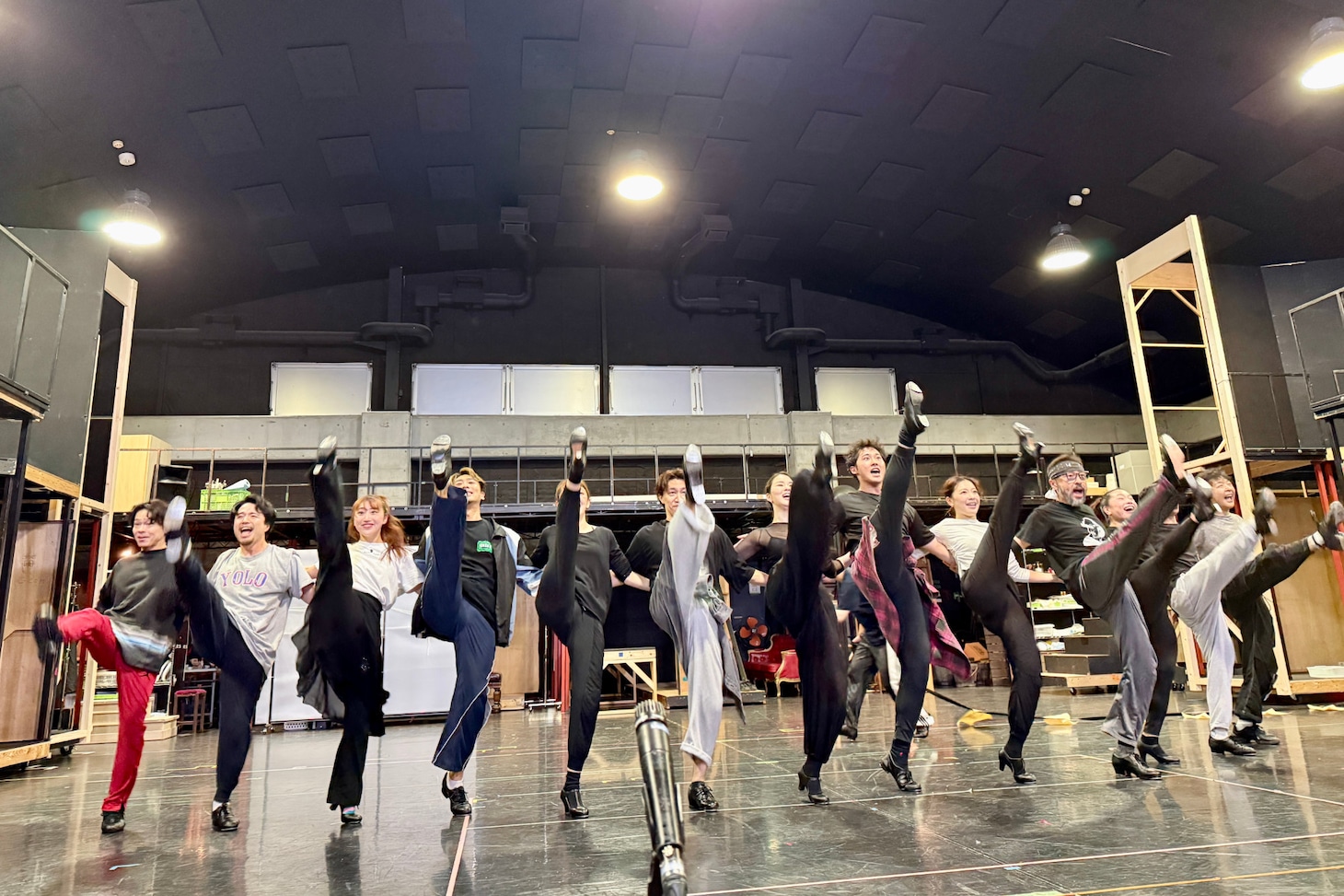 ミュージカル「サムシング・ロッテン」楽曲披露取材会より。