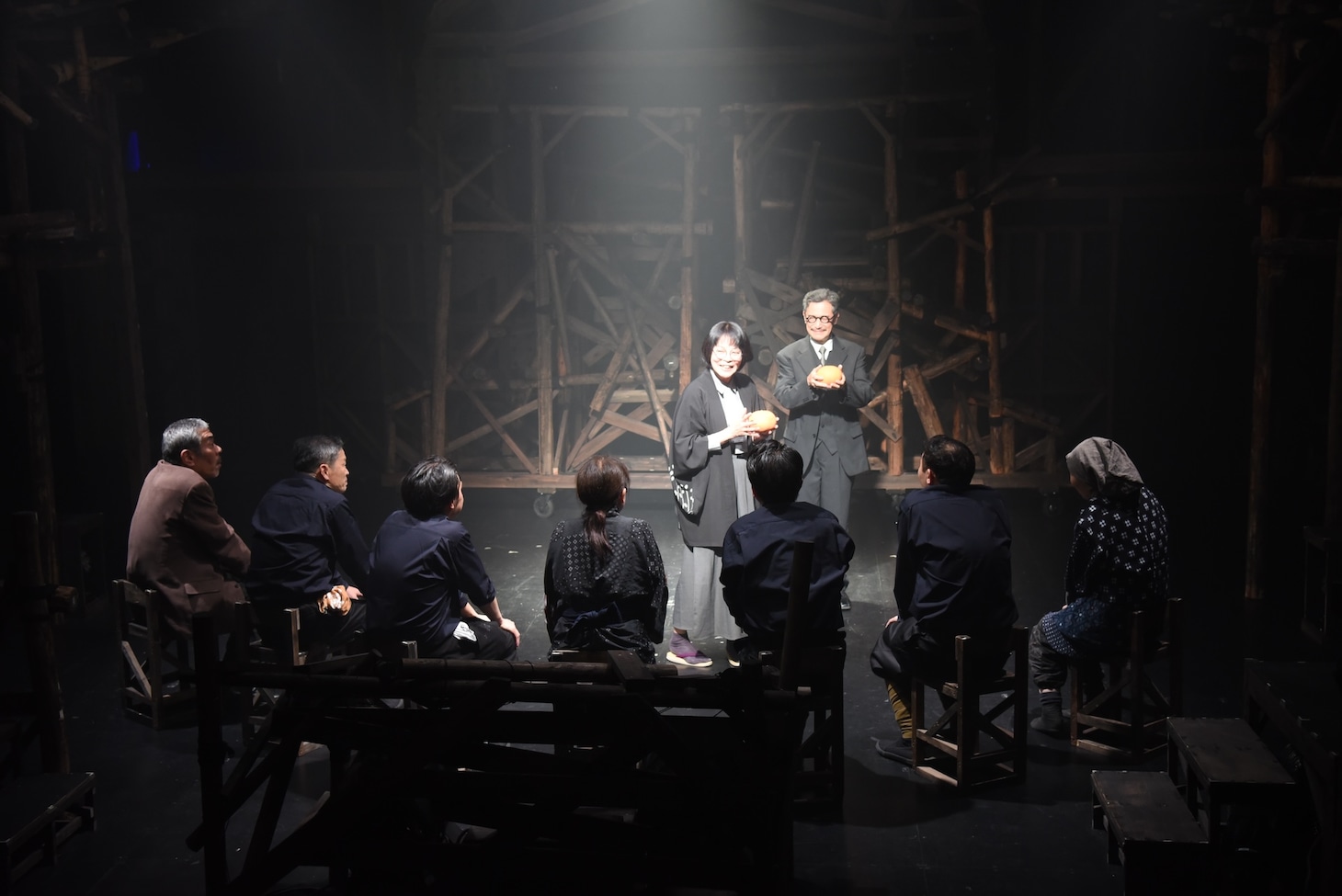 劇団桟敷童子「一九一四大非常」より。（撮影：長田勇）