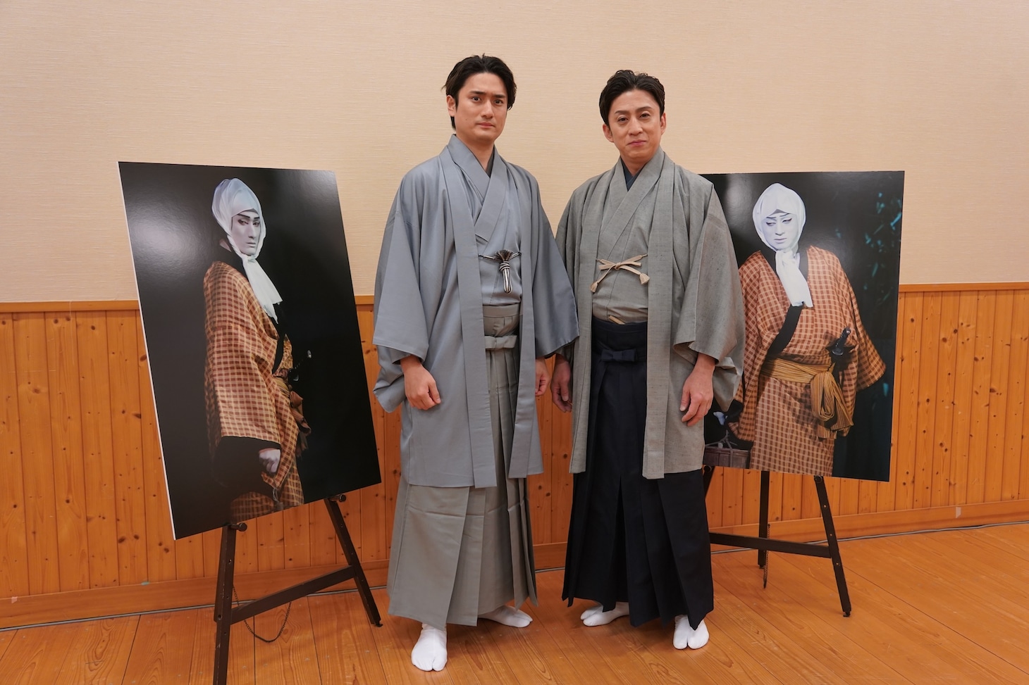 「壽 初春大歌舞伎」夜の部で上演される「女殺油地獄」の会見より。左から中村隼人と松本幸四郎。