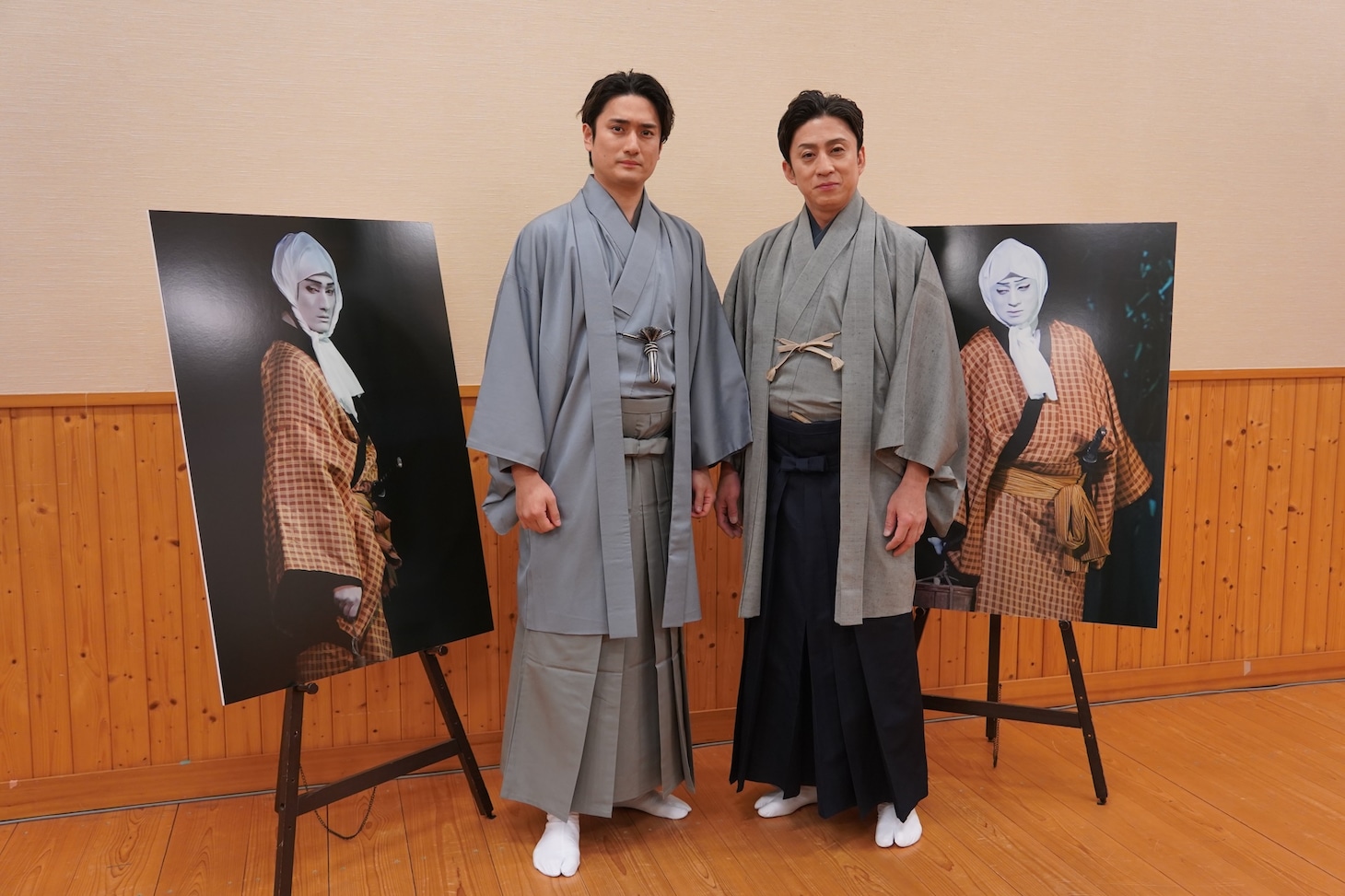 「壽 初春大歌舞伎」夜の部で上演される「女殺油地獄」の会見より。左から中村隼人と松本幸四郎。