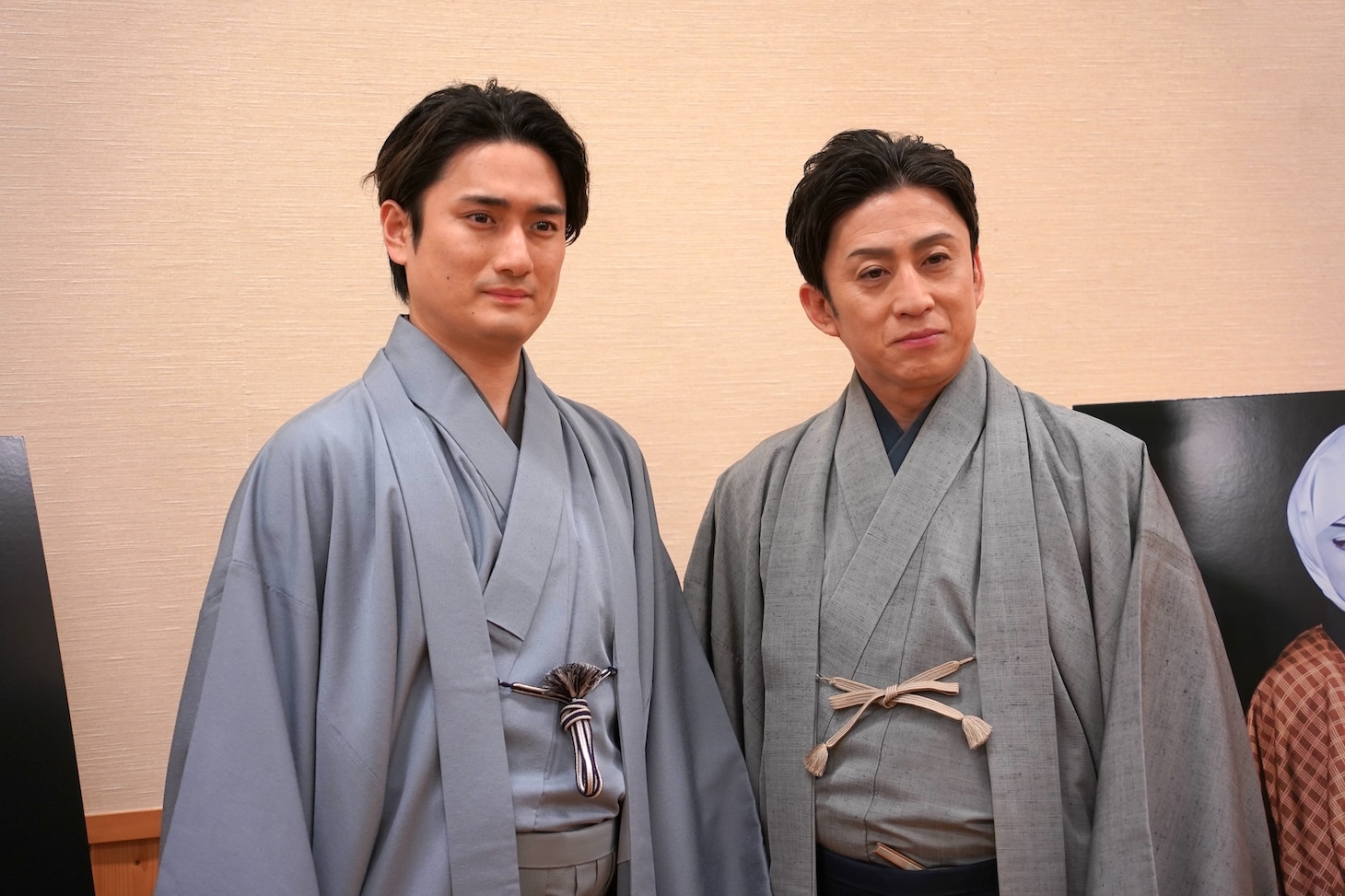 「壽 初春大歌舞伎」夜の部で上演される「女殺油地獄」の会見より。左から中村隼人と松本幸四郎。