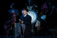 舞台「キオスク」より。（撮影：引地信彦）