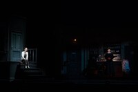 舞台「キオスク」より。（撮影：引地信彦）